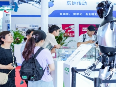 走进2025上海人型机器人展，领略人型机器人协同新图景